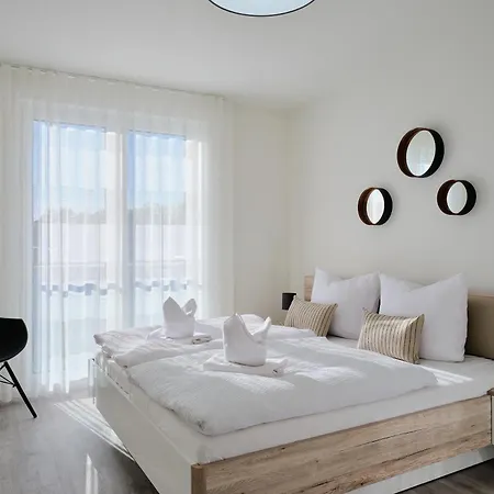 Apartment B 4